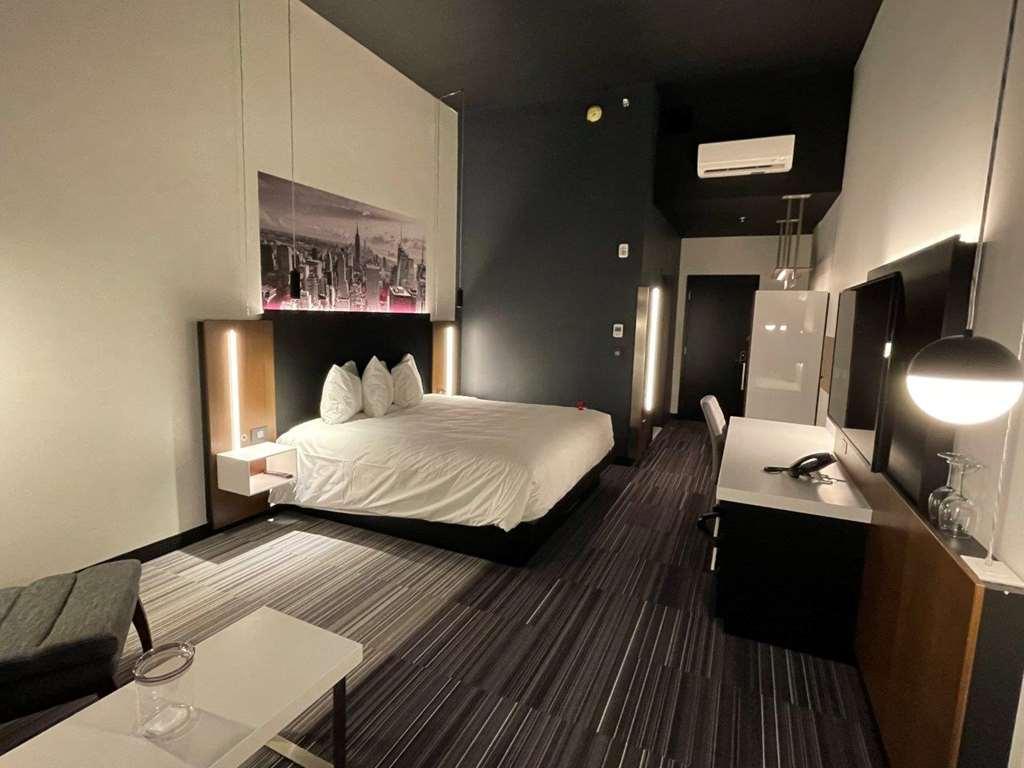 Grand Hotel Times Blainville-Mirabel Habitación foto